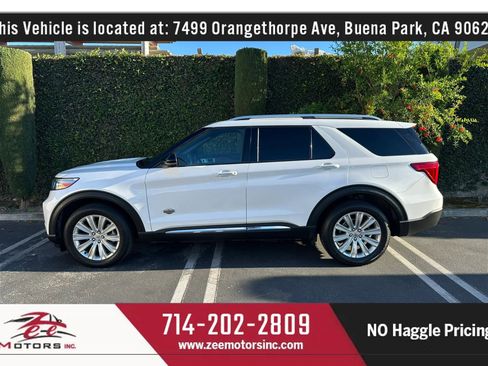 Used 2021 Ford Explorer King Ranch w/ Premium Technology Package image 9