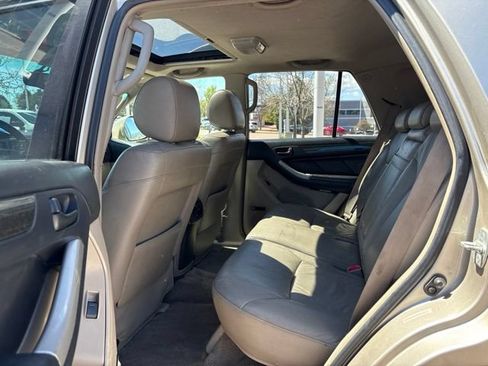 Used 2004 Toyota 4Runner Limited AWD/4WD image 13