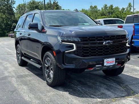 Used 2023 Chevrolet Tahoe Z71 w/ Z71 Off-Road Package AWD/4WD image 2