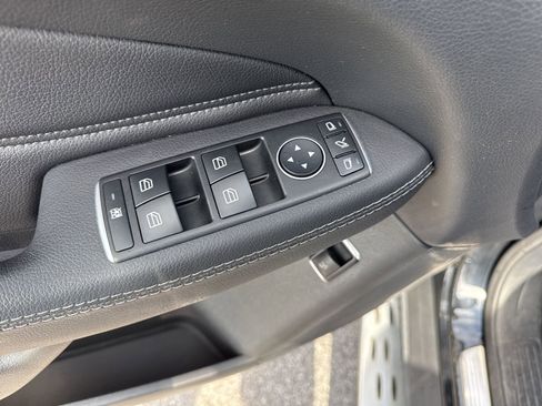 Used 2017 Mercedes-Benz GLE 350 image 32