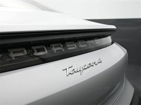 New 2025 Porsche Taycan image 22