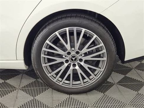 Certified 2025 Mercedes-Benz CLA 250 4MATIC image 13