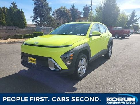 New 2026 Hyundai Kona SE image 1