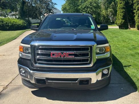 Used 2015 GMC Sierra 1500 SLE w/ SLE Value Package AWD/4WD image 2