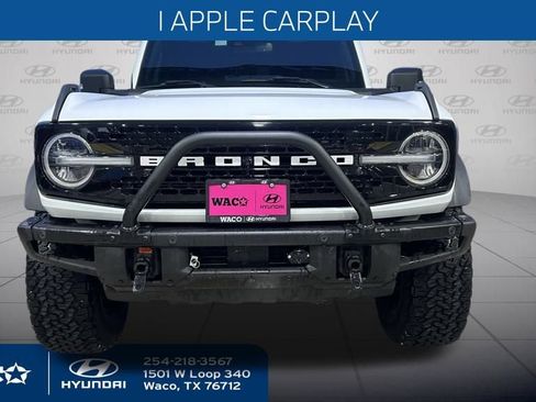 Used 2022 Ford Bronco Wildtrak image 9