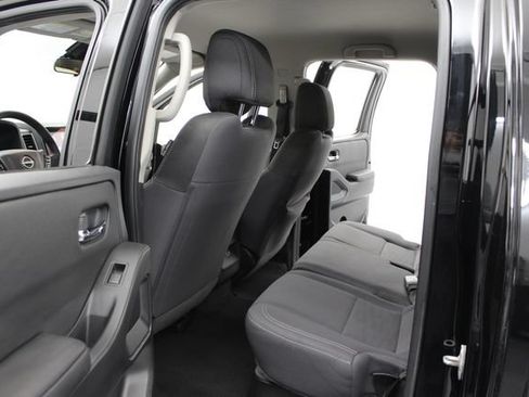 Used 2023 Nissan Frontier SV AWD/4WD image 28