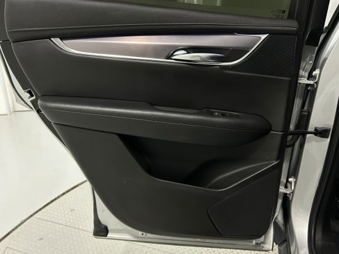 Used 2019 Cadillac XT5 Premium Luxury AWD/4WD image 28