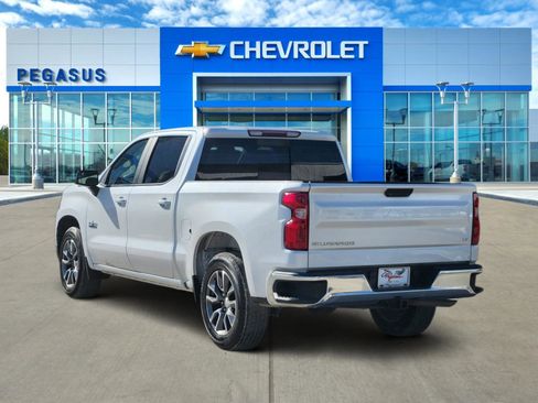 Used 2020 Chevrolet Silverado 1500 LT w/ Texas Edition image 5