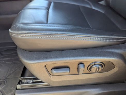 Used 2021 Chevrolet Silverado 1500 High Country image 29