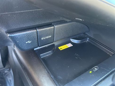 Used 2022 Toyota Camry XSE image 40