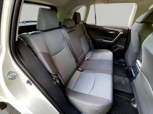 Certified 2025 Toyota RAV4 XLE FWD image 25