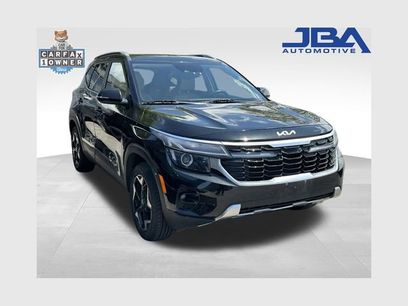 Used 2025 Kia Seltos EX w/ EX Sunroof Package
