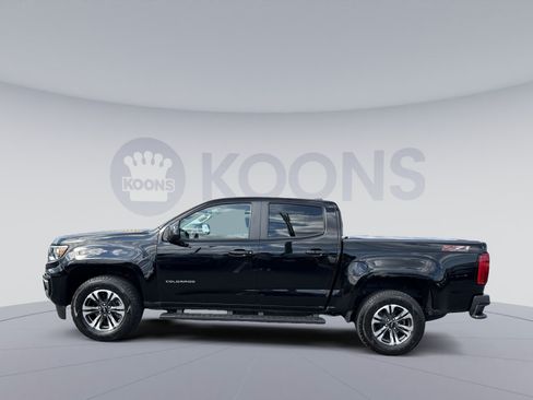 Used 2022 Chevrolet Colorado Z71 AWD/4WD image 2