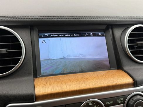 Used 2016 Land Rover LR4 HSE LUX AWD/4WD image 26