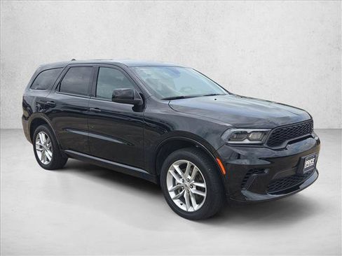 Used 2025 Dodge Durango GT AWD/4WD image 3