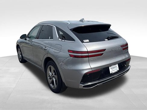 Used 2026 Genesis GV70 2.5T AWD/4WD image 3