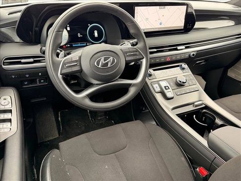 Used 2025 Hyundai Palisade Calligraphy image 5