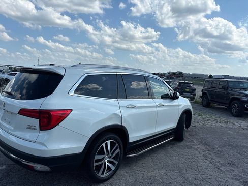 Used 2017 Honda Pilot Elite image 5