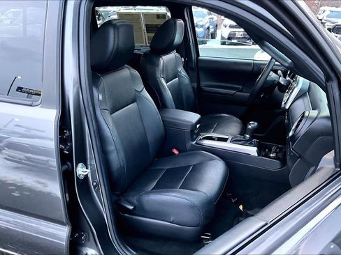 Certified 2023 Toyota Tacoma Limited image 8