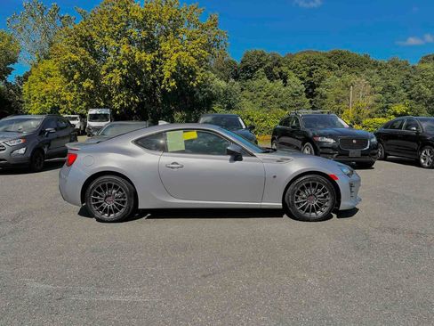 Used 2019 Toyota 86 image 8