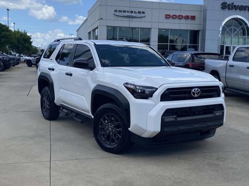 Used 2025 Toyota 4Runner SR5 RWD image 35