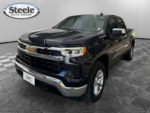 Used 2023 Chevrolet Silverado 1500 LT AWD/4WD image 1