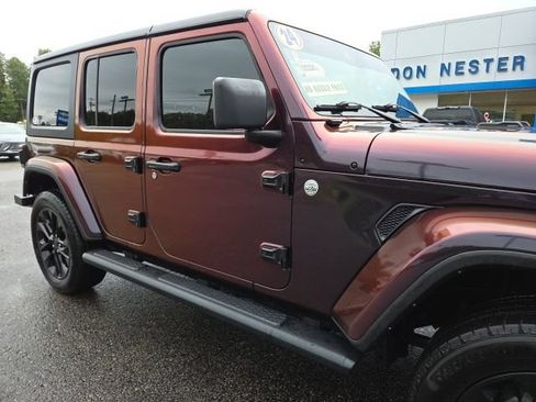 Used 2024 Jeep Wrangler Unlimited Sahara w/ Technology Group AWD/4WD image 32