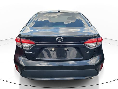 Used 2021 Toyota Corolla LE FWD image 6