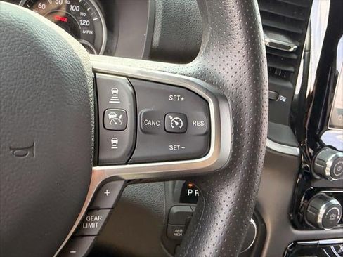 New 2026 RAM 1500 Express AWD/4WD image 34