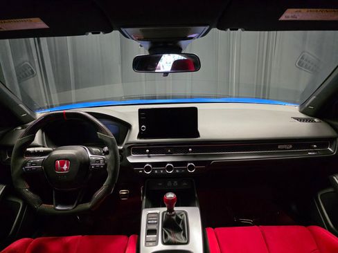 Used 2023 Honda Civic Type R image 16