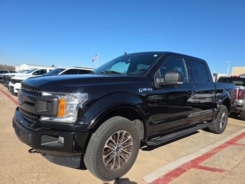 Used 2019 Ford F150 XLT w/ Equipment Group 302A Luxury image 3