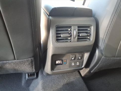 New 2026 Nissan Rogue Platinum image 27