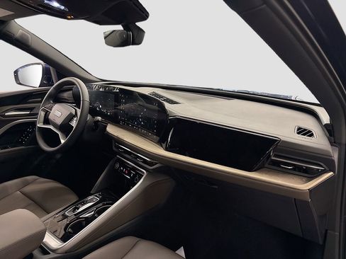 New 2025 Audi Q5 2.0T Premium Plus image 14