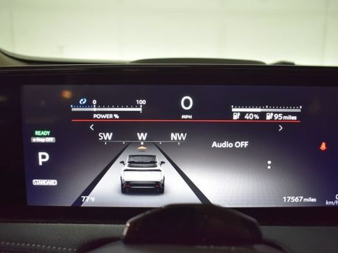 Certified 2023 Nissan Ariya AWD/4WD image 27