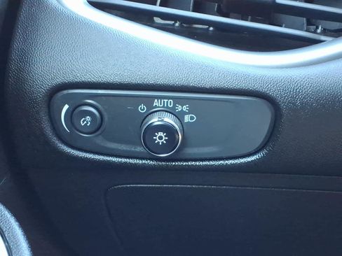 Used 2023 Chevrolet Malibu LT image 17