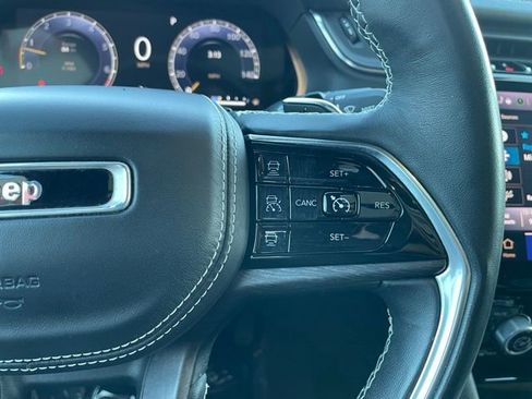 Used 2021 Jeep Grand Cherokee L Overland w/ Luxury Tech Group IV image 16