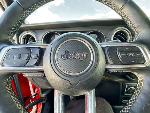 Used 2021 Jeep Wrangler Unlimited Sahara w/ Cold Weather Group image 22