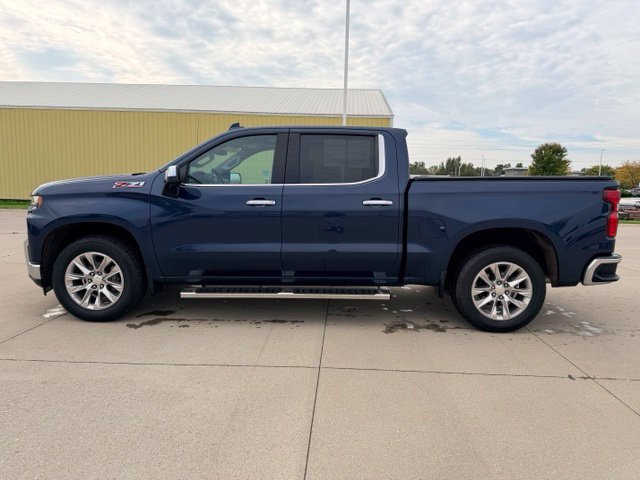 Used 2022 Chevrolet Silverado 1500 LTZ w/ LTZ Premium Package AWD/4WD image 11