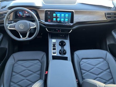 New 2026 Volkswagen Atlas SE FWD image 25