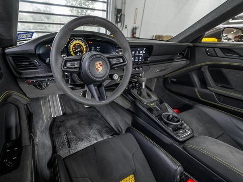 Used 2024 Porsche 911 GT3 RWD image 24