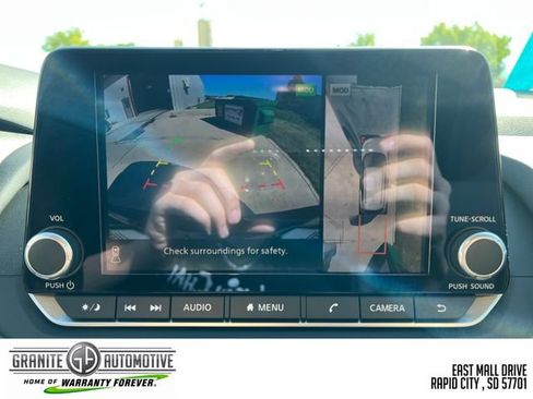 Used 2026 Nissan Rogue SV AWD/4WD image 25