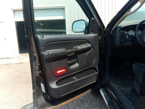 Used 2003 Dodge Ram 2500 Truck ST AWD/4WD image 25