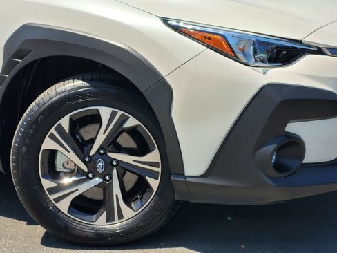 Certified 2025 Subaru Crosstrek 2.5i Premium AWD/4WD image 5