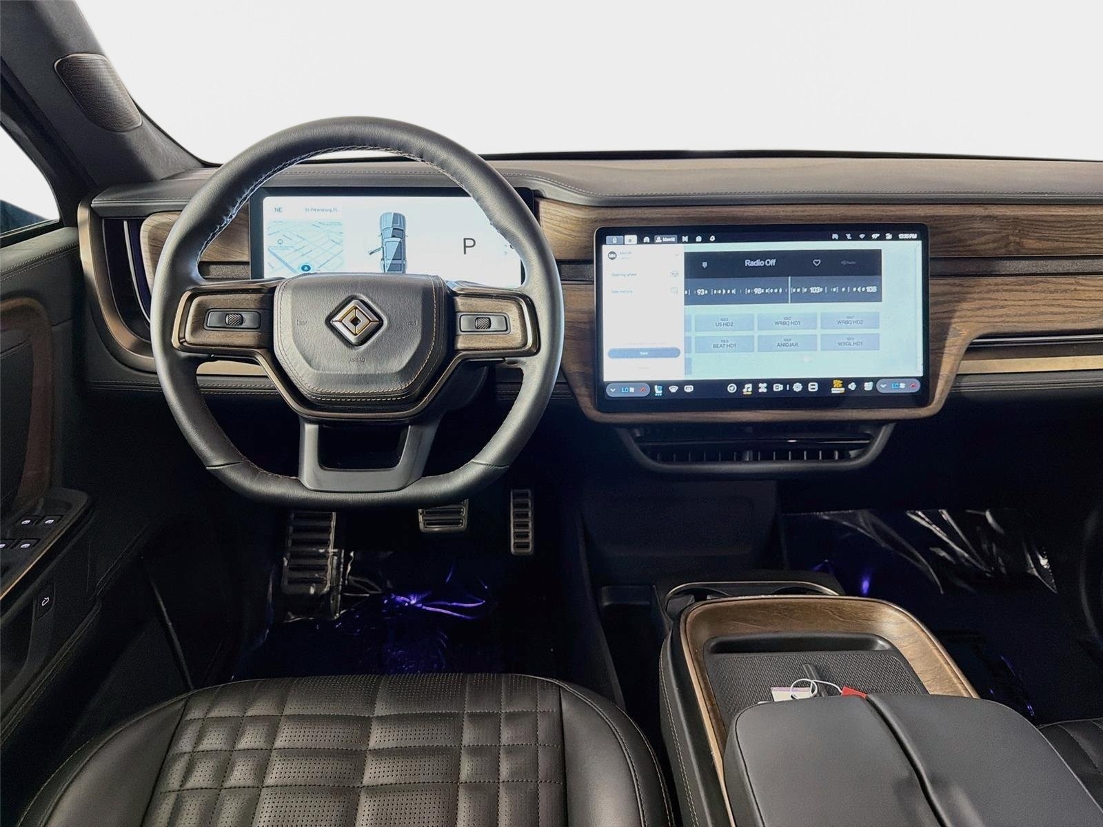 Used 2025 Rivian R1S Premium Dual AWD/4WD image 23