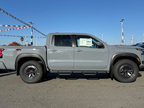 New 2026 Nissan Frontier PRO-4X w/ Tow Package image 3