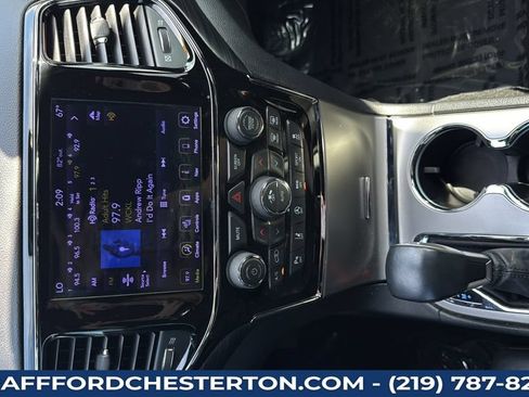 Used 2020 Jeep Grand Cherokee Altitude RWD image 18