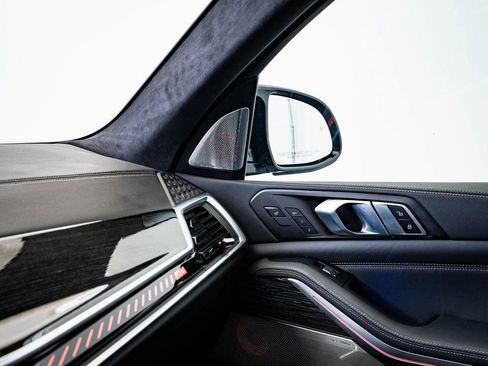 Used 2023 BMW X7 M60i w/ Executive Package image 32