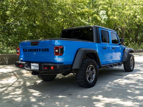 Used 2021 Jeep Gladiator Rubicon AWD/4WD image 9