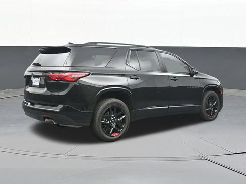 Used 2023 Chevrolet Traverse Premier w/ Redline Edition AWD/4WD image 13