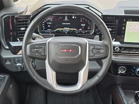 Used 2023 GMC Sierra 1500 SLT w/ SLT Premium Package AWD/4WD image 6